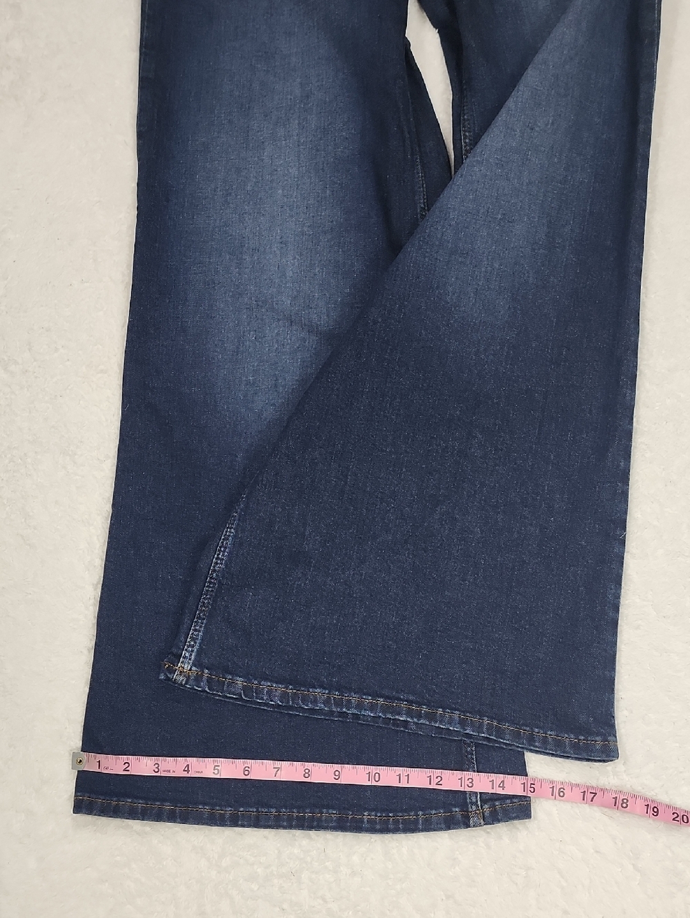 Wrangler Wide Leg Flare Jeans In Paisley New With Tags - Picture 9 of 13